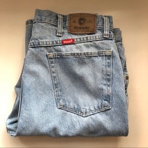 vintage high waisted distressed wrangler mom jeans